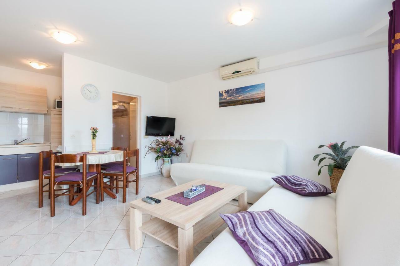 Apartman Studio Apartment Пула Екстериор снимка